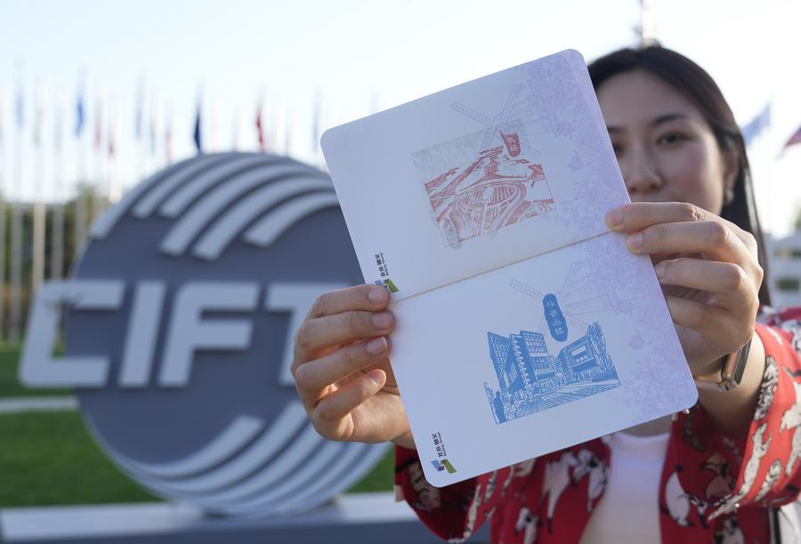 China's service trade fair closes with over 90..