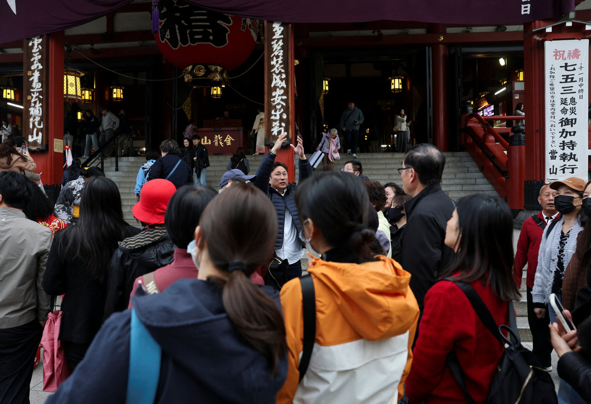 Japan's tourism battered as Chi
