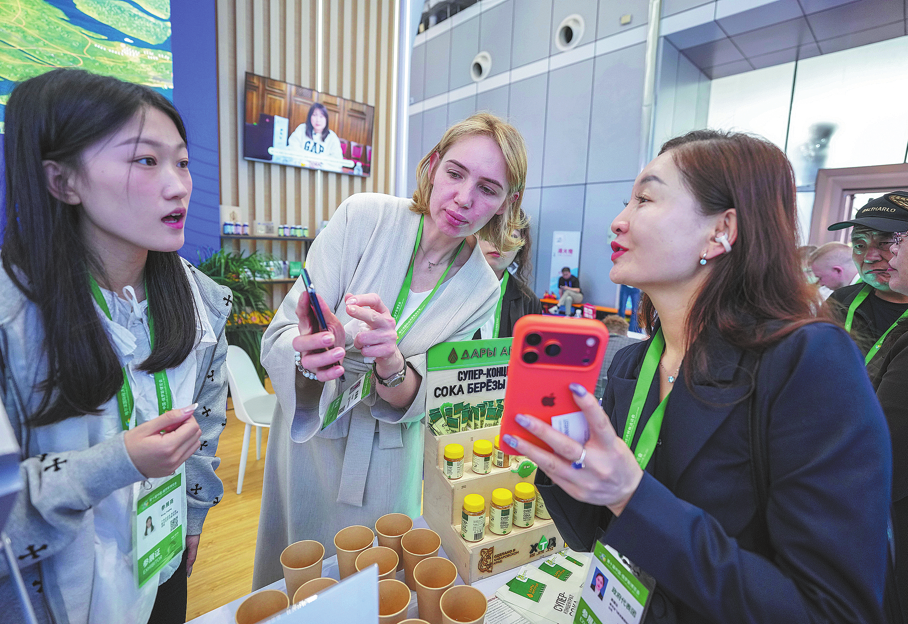 Sino-Russian trade picking up pace